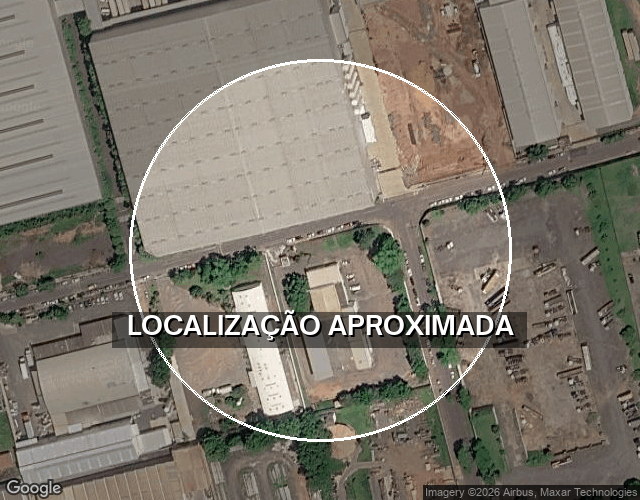 Galpão Industrial com 6 salas, 4 banheiros e refeitório