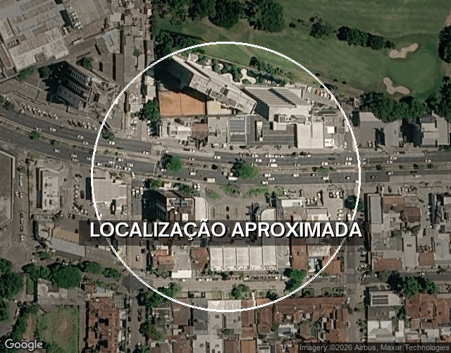Apartamento com 3 garagens em Porto Alegre