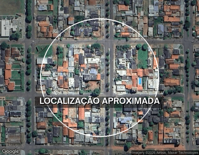 Edificações com terreno de 300,60m², salão comercial e prédio residencial inacabado
