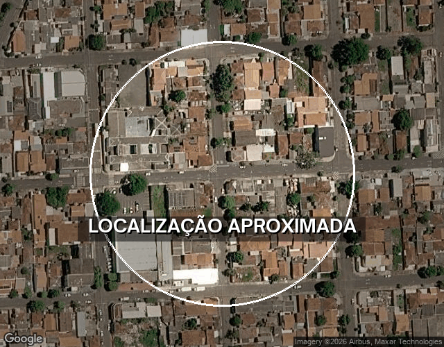 Área de terras com residência e comércio em Londrina