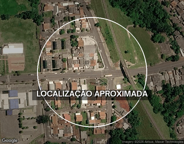 Área de terras com residências e comércio em Londrina
