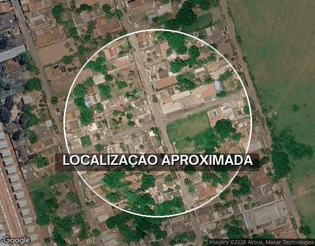 Casa com 200m² de A.T. no Pq. das Aroeiras