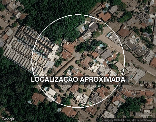Casa de alto padrão com 3 pavimentos em Porto Alegre - 545,82m²
