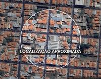 Prédio comercial reformado com frente para Rua Armando de Barros, Botucatu/SP