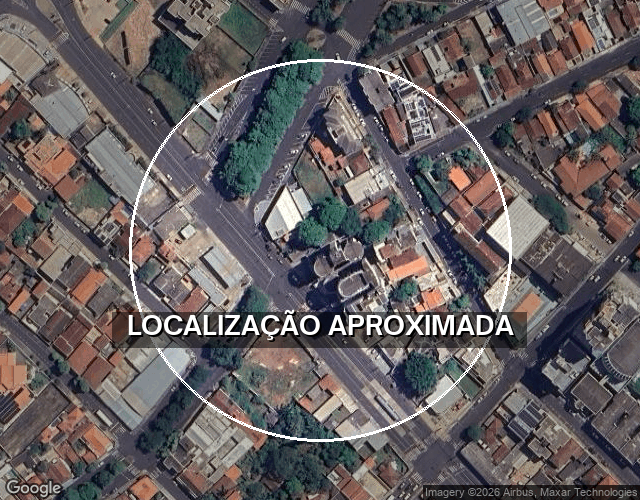 Conjunto comercial 106m² com 3 salas e vaga em Uberaba/MG