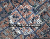 Remanescente residencial 21,5m² com 2 casas no centro de Urupês
