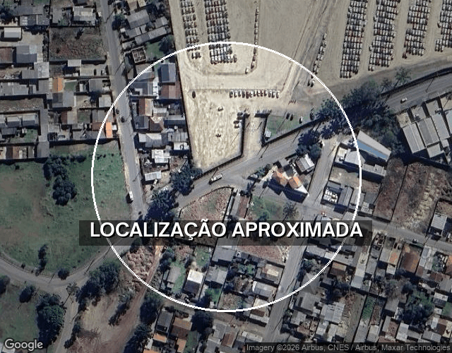 Terreno com 9.584,92 m² e construções em São Jose dos Pinhais/PR