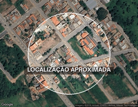 Casa com 2 quartos, 70m², murada e varanda em L