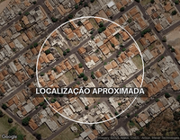 Casa com 3 quartos e piscina em Pirapozinho