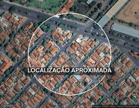 Casa 3 quartos, 2 banheiros, 300m² terreno com varanda