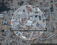 Edificação comercial/residencial com 5 quartos e 2 suítes em Barra do Choça/BA