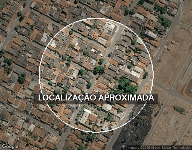 Prédio Comercial e Casa em Goiânia, Moto e Equipamentos