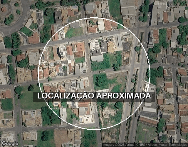 Terreno 820m² com 2 galpões no Centro de Arcos/MG