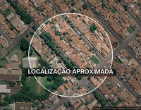 Casa com 2 edículas e 40m² construídos em 250m² de terreno