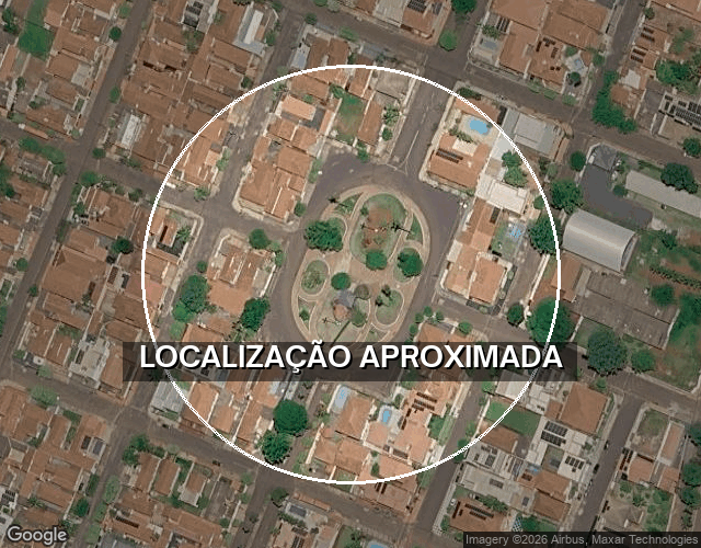 Terreno 187,5m² com casa e quintal em Santa Helena de Goiás