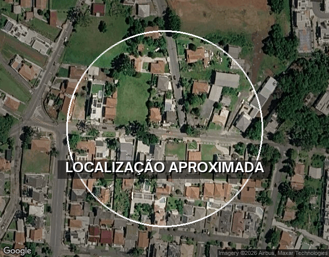 Casa com 108,60m² em terreno de 600m² em Santa Felicidade