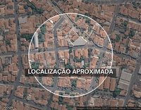 Casa com 7 cômodos e quintal amplo em Tambaú/SP