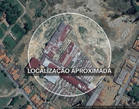 Casa com 2 Quartos e Vaga de Garagem em Condomínio