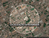 Terreno 360m² com casa comercial 247m² em Jardim Gramado