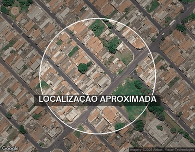 Casa com 4 cômodos, 1 banheiro e garagem em São Carlos/SP