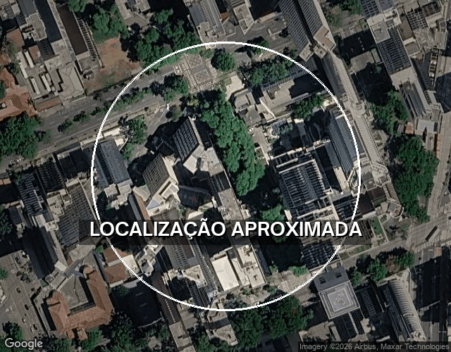 Apartamento Duplex no Edifício Milton Viana em Curitiba
