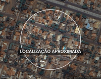 Casa com 4 cômodos, 63m² construída e garagem