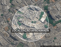 Cobertura com 4 quartos, 2 banheiros, piscina e 2 vagas - 304m²