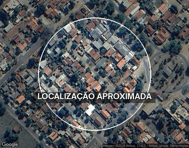 Chácara com 2,42 hectares, amplo sobrado e diversas benfeitorias para casa de repouso