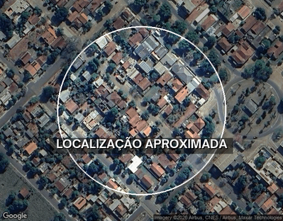 Chácara com 2,42 hectares, amplo sobrado e diversas benfeitorias para casa de repouso