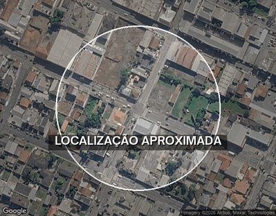Casa em Condomínio com 3 Pavimentos e Churrasqueira