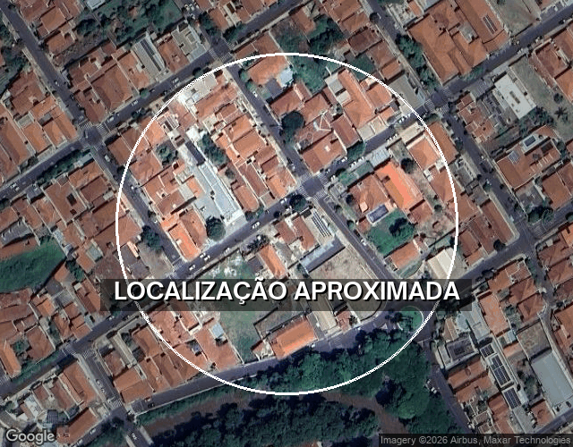 Casa em terreno de 178m² com potencial construtivo em Jaú/SP