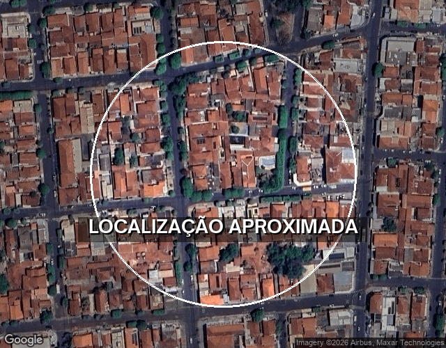 Casa com 2 cômodos em terreno de 330m² na Vila Progresso