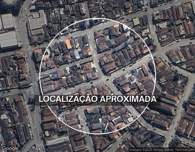 Casa em Lote de Esquina com 126m² para Reforma