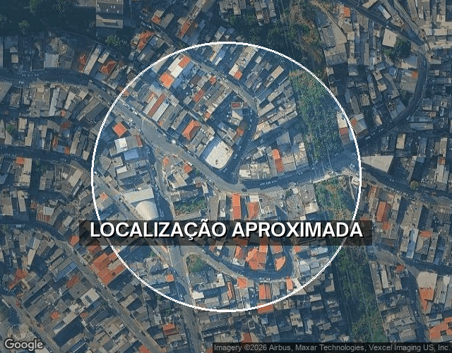 Casa assobradada com 4 quartos, 3 banheiros e churrasqueira