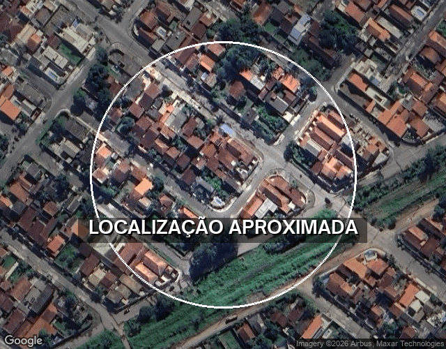 Casa com 2 Quartos e Área Comercial em Itanhaém