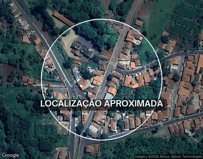 Casa Ocupada no Centro com 3 Quartos e 88m²