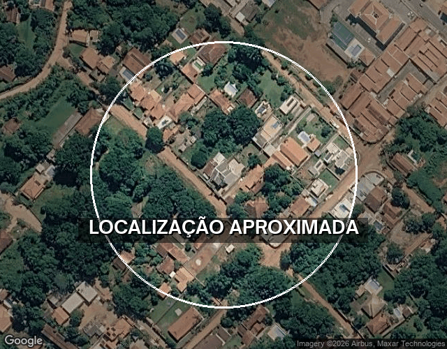 Casa com 305m² de área construída em Jarinu, SP