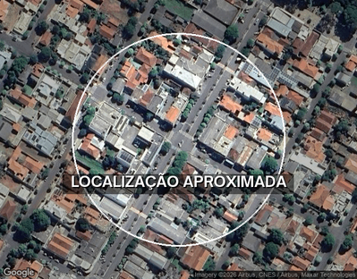 2 Terrenos Desocupados com Ótima Localização