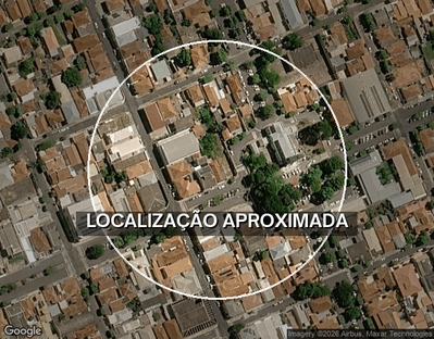 Terreno com 2 Casas e Comércio em Martinópolis/SP