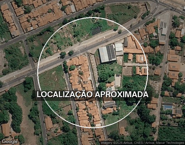 Casa de alto padrão com piscina, elevador e energia solar