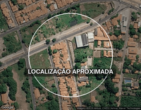 Casa de alto padrão com piscina, elevador e energia solar