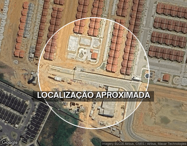 Casa com 2 quartos e varanda em condomínio