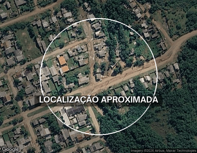 Terreno com Construção Inacabada no Loteamento Algarve