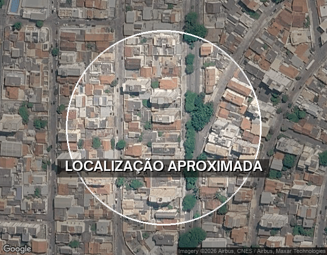 Casa com 360m² de terreno em Contagem