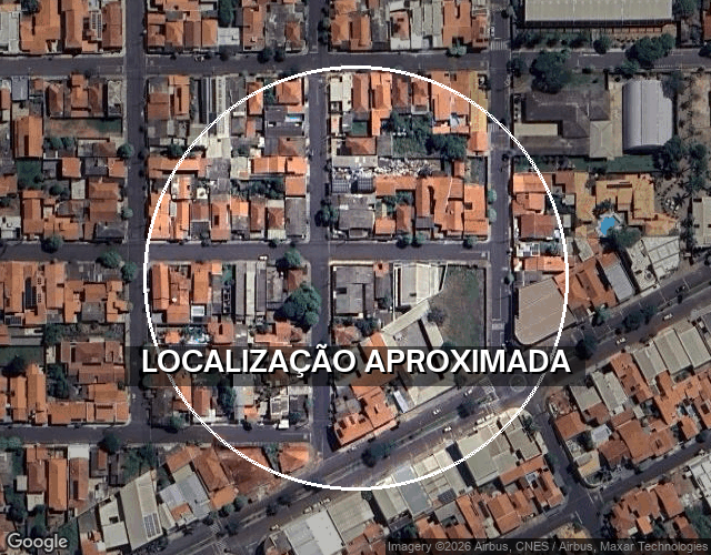 Casa com piscina em Assis/SP, 210m² de área construída