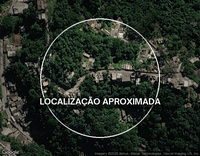 Terreno com 3 Edificações, 130m², Ótima Oportunidade