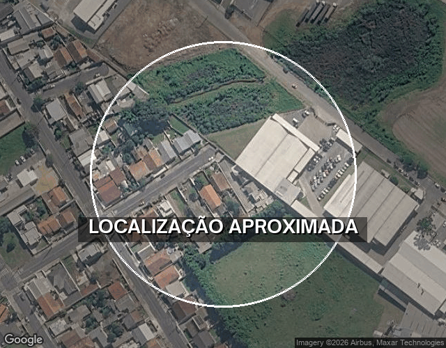 Casa em Condomínio com 3 Pavimentos em Acabamento