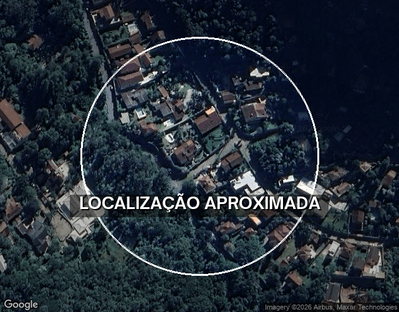 Casa de Condomínio com 6 Suítes e Piscina em Petrópolis