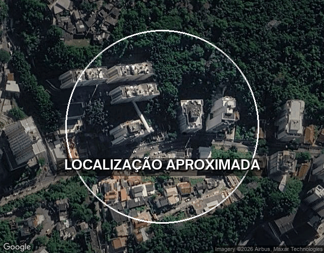 Casa com 330m² de Área Privativa em Niterói
