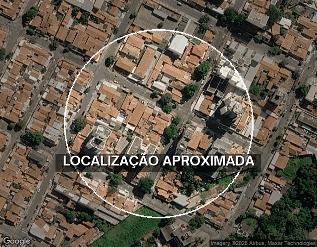Casa com 3 dormitórios e edícula em Campinas